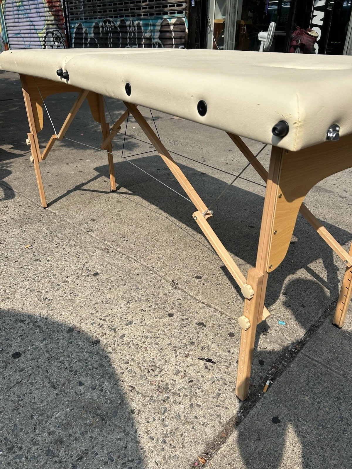 salon chair used - Image 11