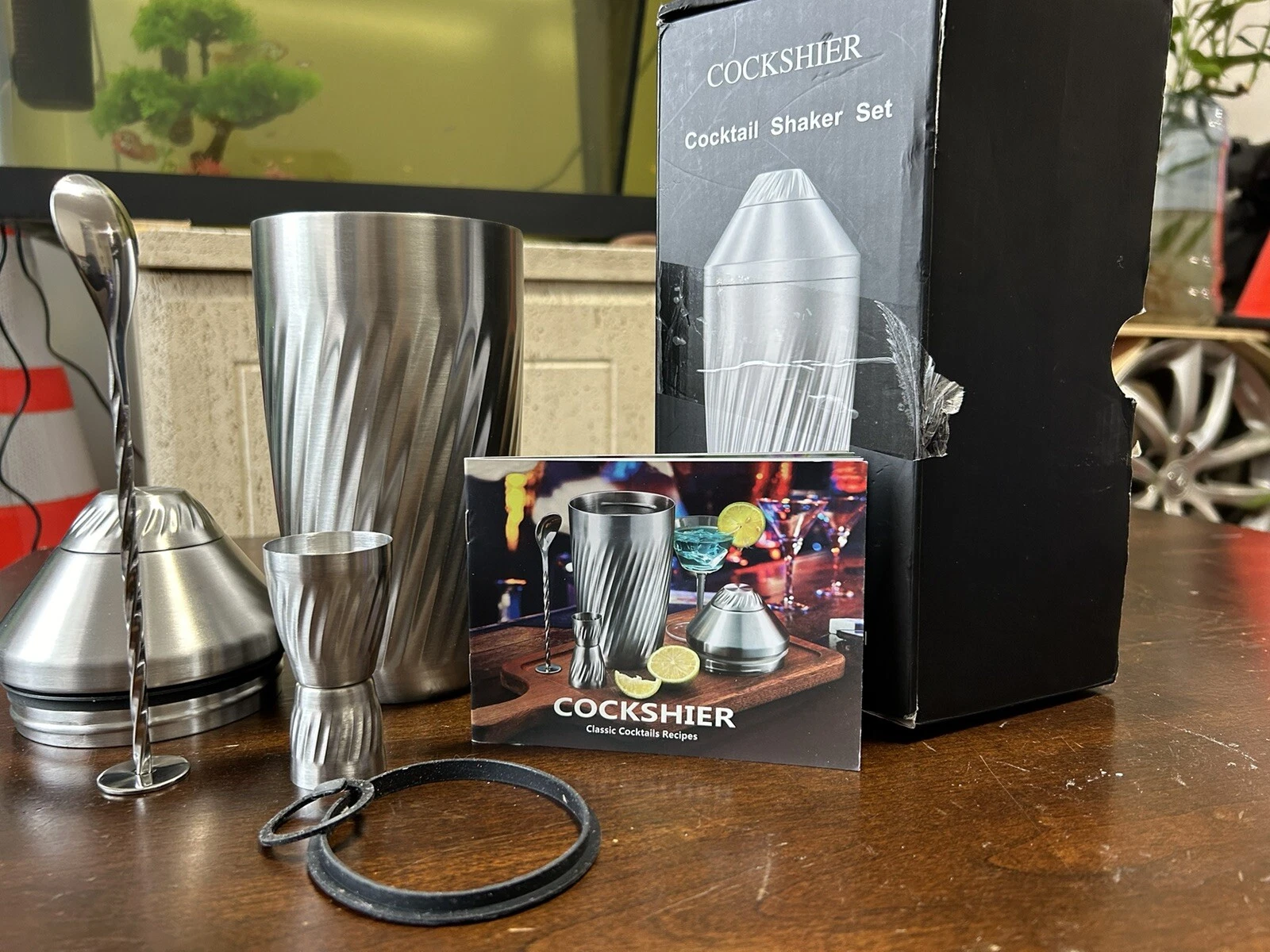 Cockshier Cocktail Shaker Bar Set