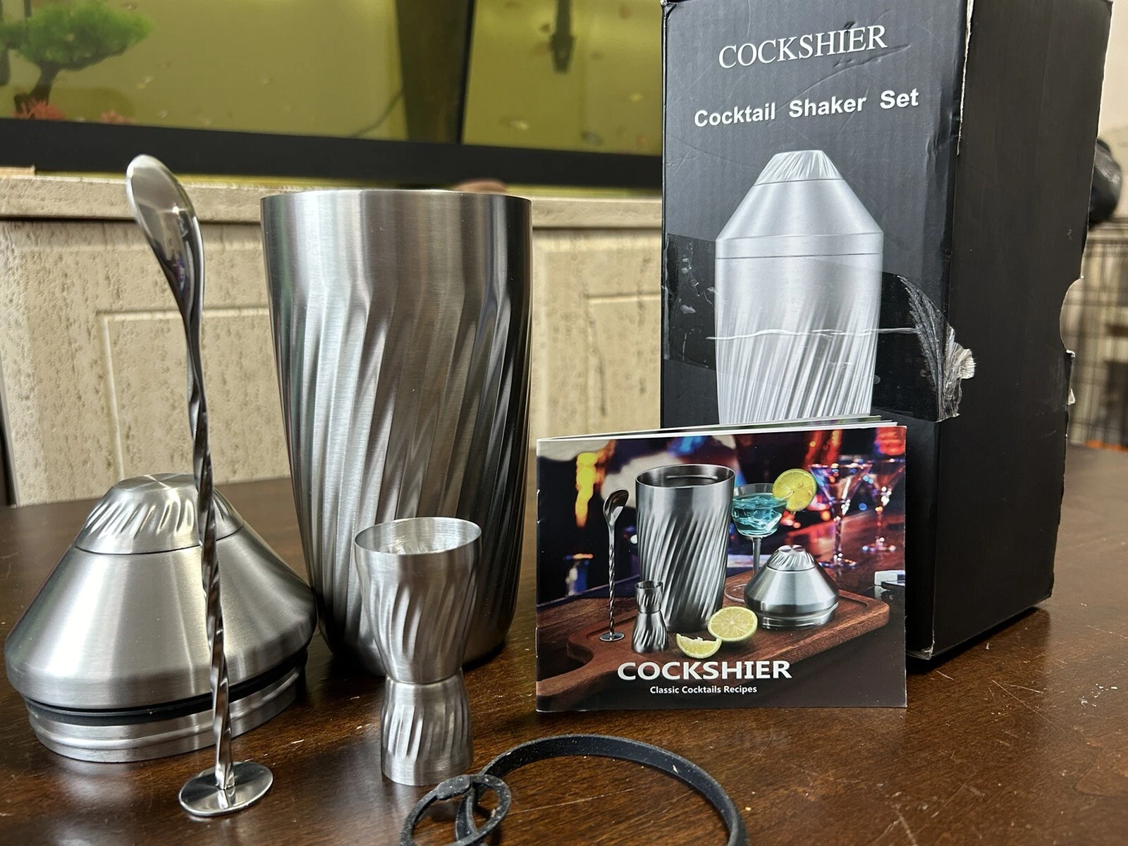 Cockshier Cocktail Shaker Bar Set - Image 6