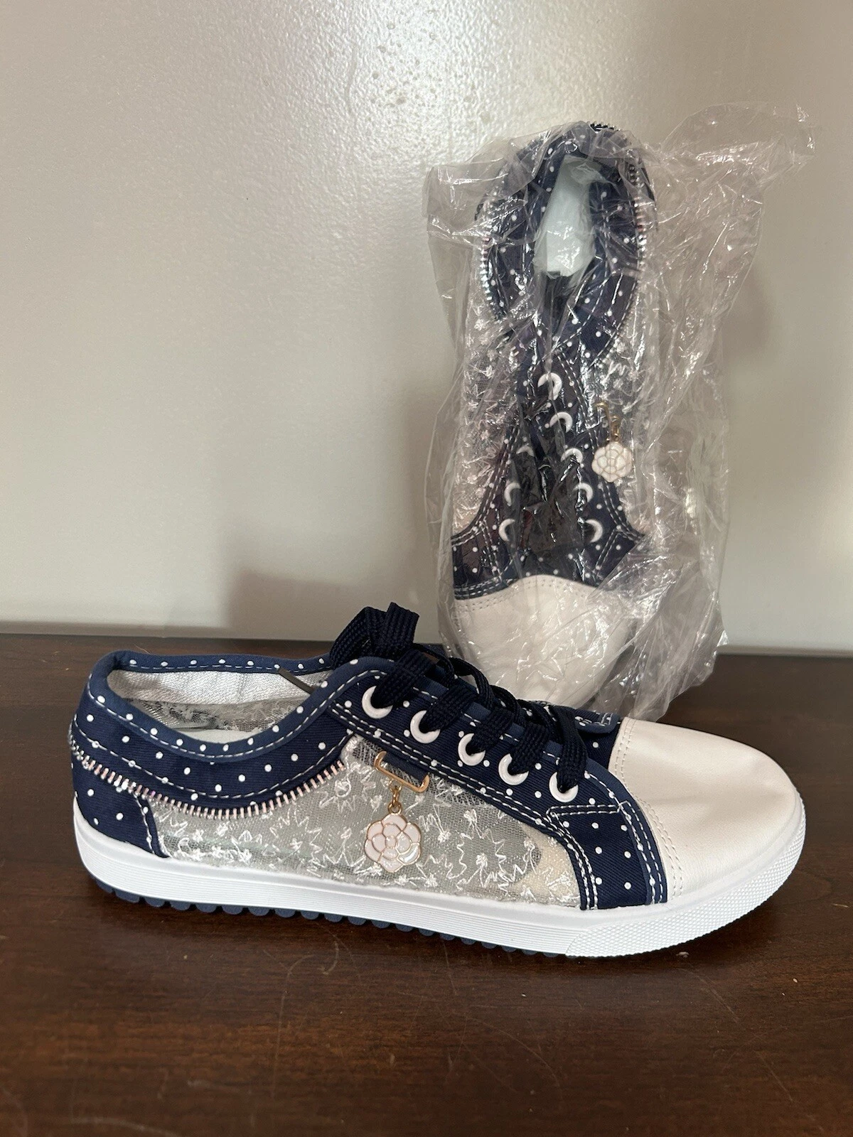 Women's Polka Dot Lace-Up Denim Mesh Sneakers - Image 7