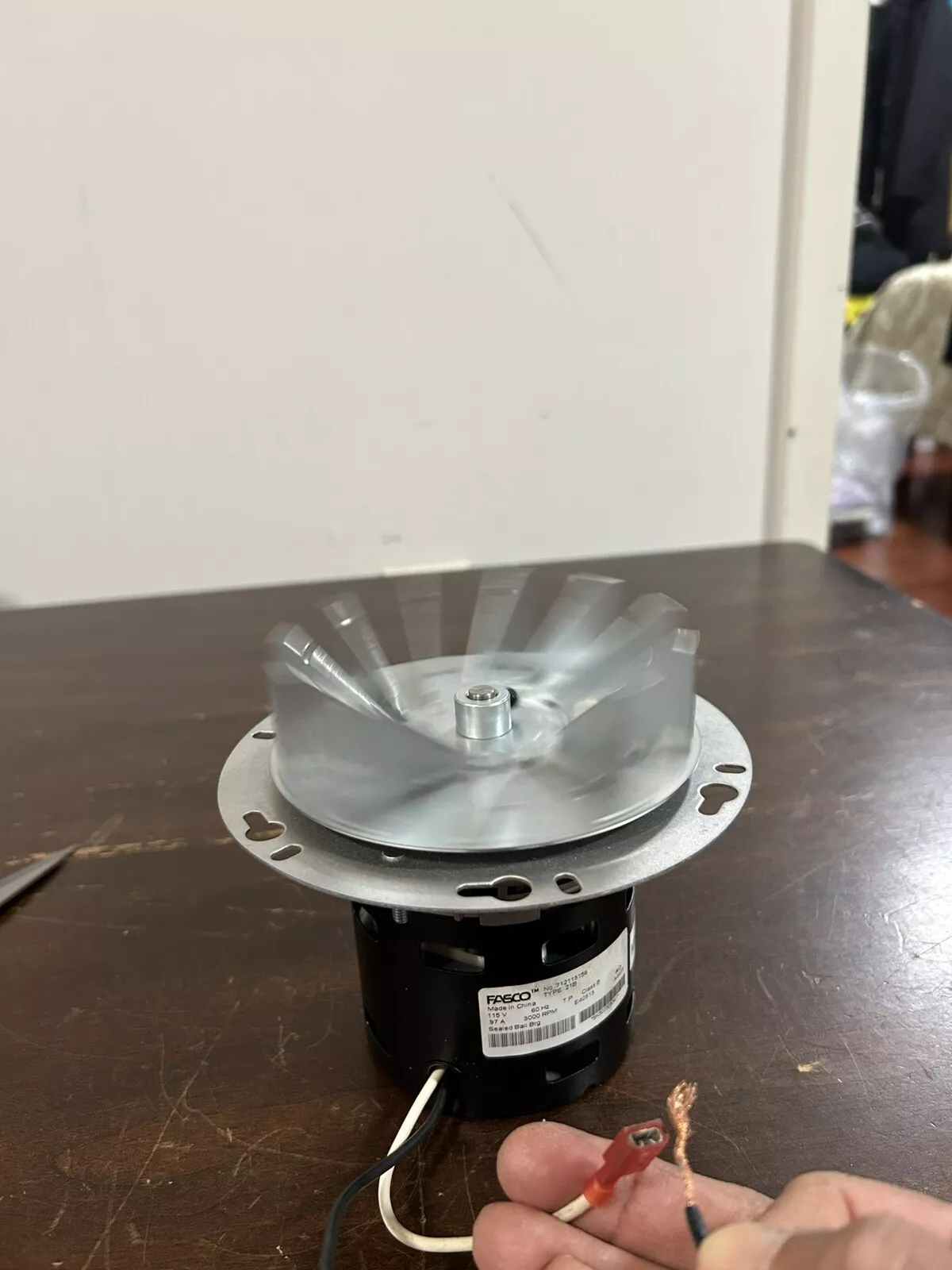 Pellethead Magnum Countryside Combustion Blower Exhaust - Image 2